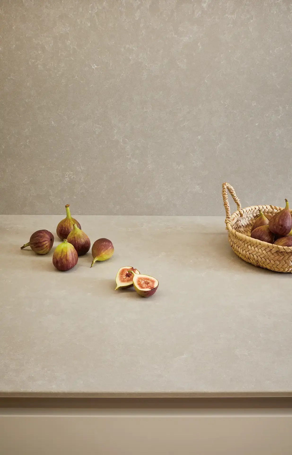 Forma keuken met marmeren werkblad en rookglas