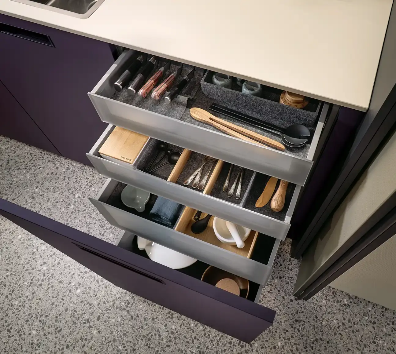 Ronde bijzettafel in keuken