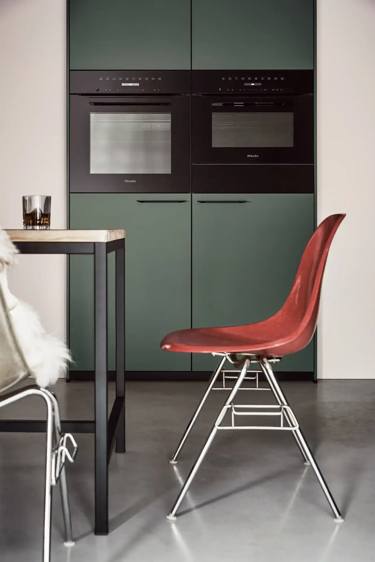 Ronde bijzettafel in keuken