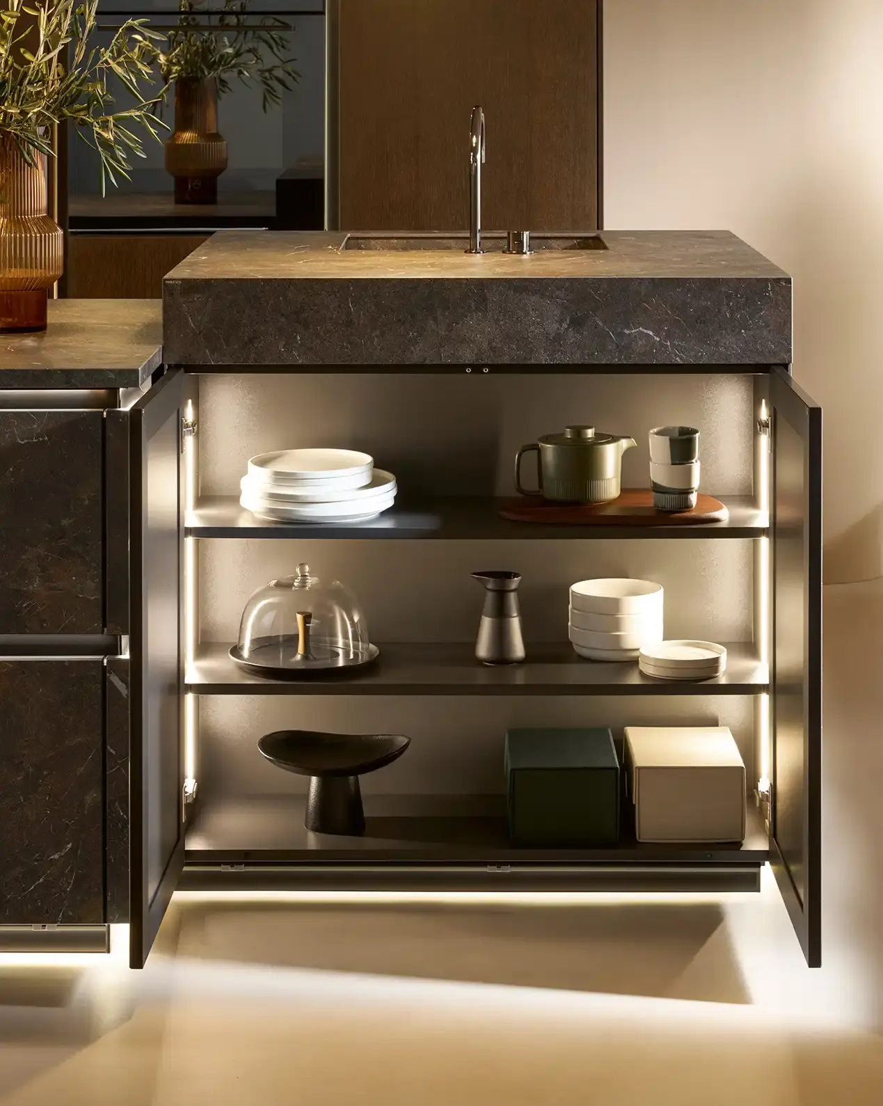 Ronde bijzettafel in keuken